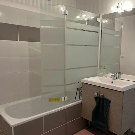 La Pessacaise Conviviale Friendly With Terrace Bordeaux Apartment